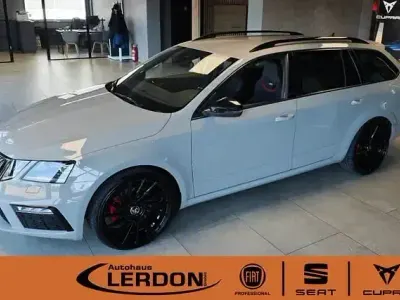Gebraucht Skoda Octavia RS 184 PS (135 kW) 2020 Grau Kombi