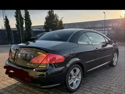 Gebraucht Peugeot 307 CC Tendance 140 PS (102 kW) 2005 Schwarz Cabrio