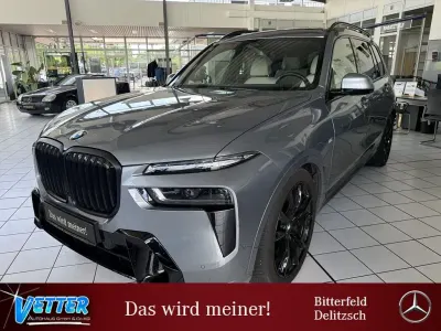 Gebraucht BMW X7 Sport Line 352 PS (258 kW) 2023 Grau SUV