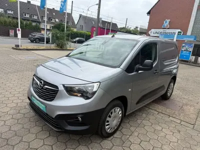 Gebraucht Opel Combo Edition 102 PS (75 kW) 2022 Grau Van / Kleinbus