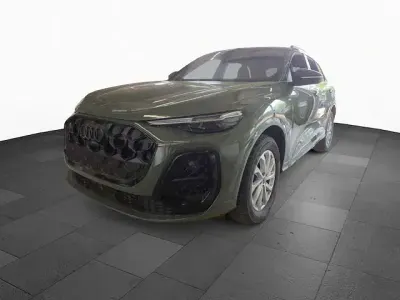 Second-hand Audi Q5 Ambiente 204 CP (150 kW) 2025 Verde SUV
