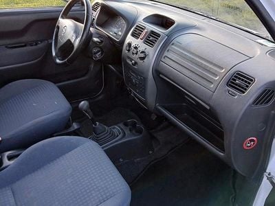 Occasion Opel Agila 60 PK (44 kW) 2006 Wit Hatchback