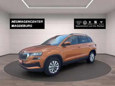 Neu Skoda Karoq 150 PS (110 kW) 2025 Orange SUV