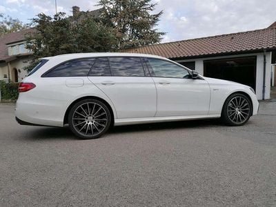 Weiß Gebraucht 2017 Mercedes E43 AMG AMG Limousine | 34.500 € (Fairer Preis)
