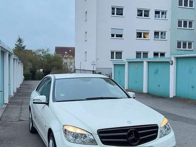 Gebraucht Mercedes C180 Avantgarde 156 PS (114 kW) 2010 Weiß Limousine