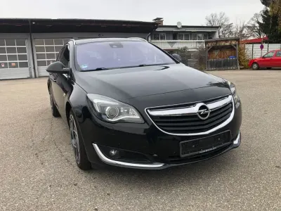 Gebraucht Opel Insignia Sport 170 PS (125 kW) 2016 Schwarz Kombi