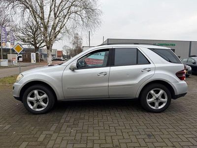 Gebraucht Mercedes ML320 224 PS (164 kW) 2008 Silber SUV