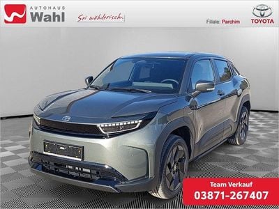 Neu Toyota Urban Cruiser 127 kW (174 PS) 2026 Pine green SUV