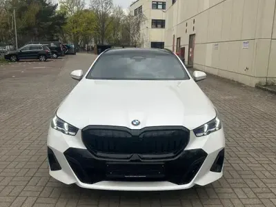 Brugt BMW 520 M Sport 197 HK (144 kW) 2025 Hvid Stationcar