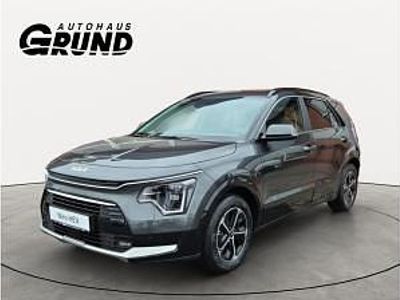 Neu Kia Niro Comfort 129 PS (94 kW) 2026 Grau (interstellar grau met.) SUV
