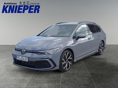 Gebraucht VW Golf VIII R-line 150 PS (110 kW) 2023 Mondsteingrau uni Kombi
