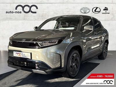 Neu Toyota Urban Cruiser 127 kW (174 PS) 2026 Grün SUV