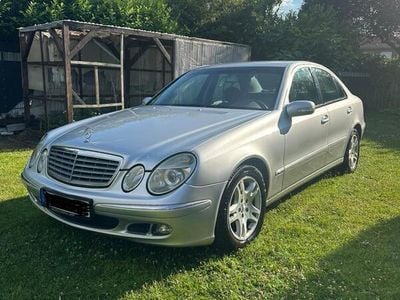 Mercedes E270