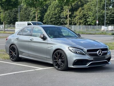 Mercedes C63 AMG