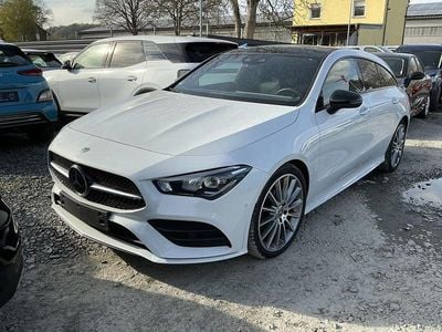 Gebraucht Mercedes CLA250 Shooting Brake AMG line 224 PS (164 kW) 2023 Weiß digitalweiss  metalliclack (metallic) Kombi