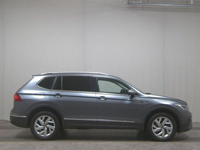 Grau Gebraucht 2022 VW Tiguan Allspace Life SUV | 24.480 € (Superpreis)