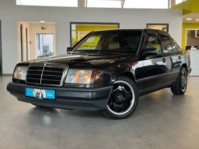 Second-hand Mercedes E250 AMG 90 CP (66 kW) 1987 Gri Berlinǎ