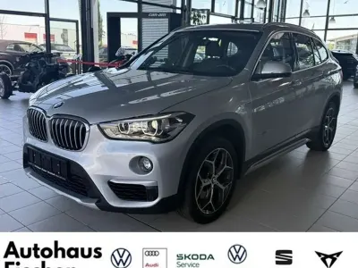 Gebraucht BMW X1 xLine 192 PS (141 kW) 2017 Glaciersilber metallic SUV