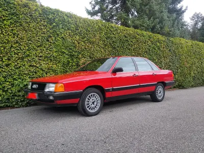 Gebraucht Audi 100 Design 165 PS (121 kW) 1986 Rot Limousine