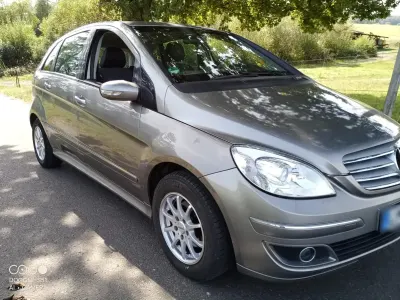 Gebraucht Mercedes B170 116 PS (85 kW) 2007 Andere farben Van / Kleinbus