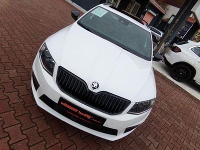 Weiß Gebraucht 2015 Skoda Octavia RS Kombi | 18.881 € (Fairer Preis)