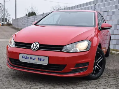 Second-hand VW Golf VII Trendline 86 CP (63 kW) 2014 Roșu Hatchback
