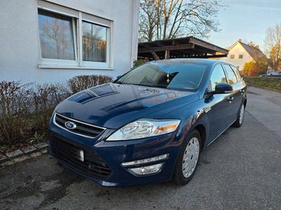 Gebraucht Ford Mondeo 116 PS (85 kW) 2013 Blau Kombi