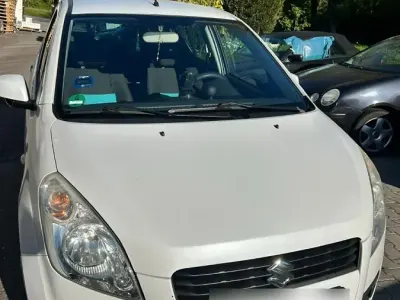 Gebraucht Suzuki Splash Club 86 PS (63 kW) 2009 Weiß Kleinwagen