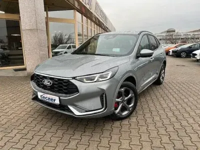 Gebraucht Ford Kuga ST-Line X 242 PS (177 kW) 2024 Silber SUV