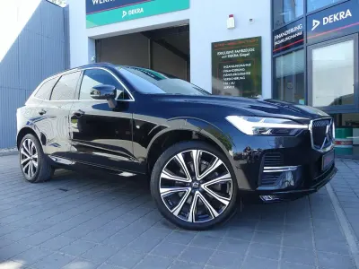 Usata Volvo XC60 Momentum 197 CV (144 kW) 2022 Nero SUV