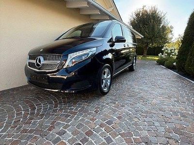 Usata Mercedes V250 Avantgarde Edition 190 CV (139 kW) 2016 Blu Monovolume