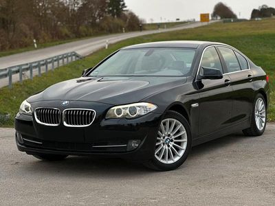 Second-hand BMW 523 204 CP (150 kW) 2011 Negru Berlinǎ