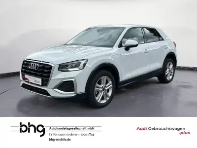 Gebraucht Audi Q2 Advanced Plus 150 PS (110 kW) 2025 Gletscherweiß metallic SUV