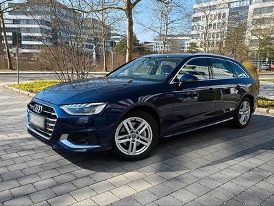 Gebraucht Audi A4 Comfort 190 PS (139 kW) 2020 Blau Kombi