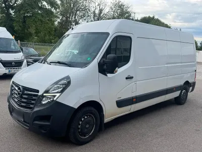 Gebraucht Opel Movano 132 PS (97 kW) 2020 Weiß Van / Kleinbus