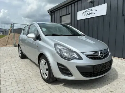 Używany Opel Corsa Eco 95 KM (69 kW) 2014 Srebrny Hatchback