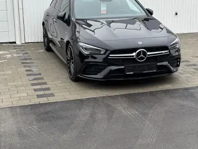 Gebraucht Mercedes CLA35 AMG Shooting Brake AMG 306 PS (225 kW) 2021 Schwarz Kombi