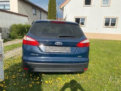 Second-hand Ford Focus 115 CP (84 kW) 2013 Albastru Break