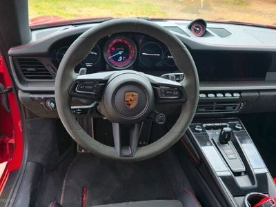 Porsche 911 Carrera GTS