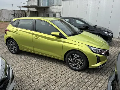 Neu Hyundai i20 Trend 90 PS (66 kW) 2026 Lucid lime metallic Kleinwagen
