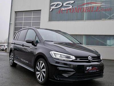 Gebraucht VW Touran Highline 150 PS (110 kW) 2025 Schwarz Van / Kleinbus