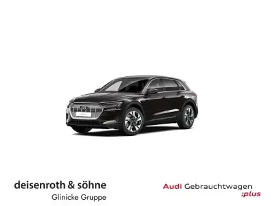 Gebraucht Audi e-tron S-Line 230 kW (313 PS) 2022 A2 brillantschwarz SUV