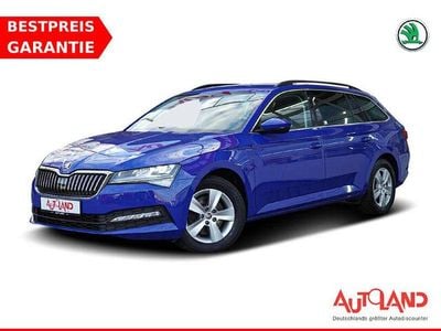 Blau Gebraucht 2022 Skoda Superb Ambition Kombi | 23.950 € (Guter Preis)