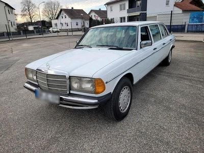 Second-hand Mercedes 200 60 CP (44 kW) 1983 Alb