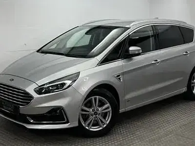 Gebraucht Ford S-MAX Titanium 285 PS (209 kW) 2020 Silber Van / Kleinbus