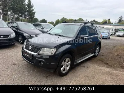 Gebraucht Suzuki Grand Vitara 129 PS (94 kW) 2010 Schwarz SUV