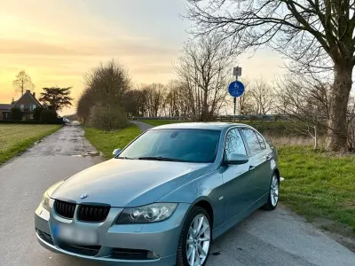 Używany BMW 325 Performance 218 KM (160 kW) 2005 Niebieski Sedan/Limuzyna