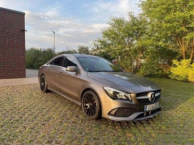 Grau Gebraucht 2018 Mercedes CLA180 AMG line Limousine | 18.500 € (Fairer Preis)