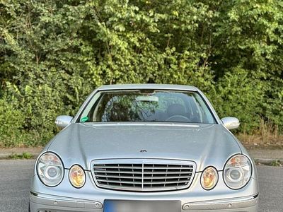 Gebraucht Mercedes E200 163 PS (119 kW) 2006 Silber Limousine