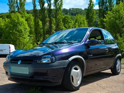 Gebraucht Opel Corsa 60 PS (44 kW) 1996 Violet Kleinwagen